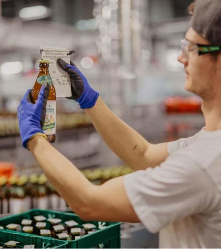 Fachkraft für Lebensmittel&shy;technik <br> (m/w/d)