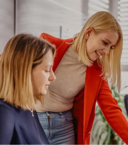 Industrie&shy;kaufmann <br> (m/w/d)